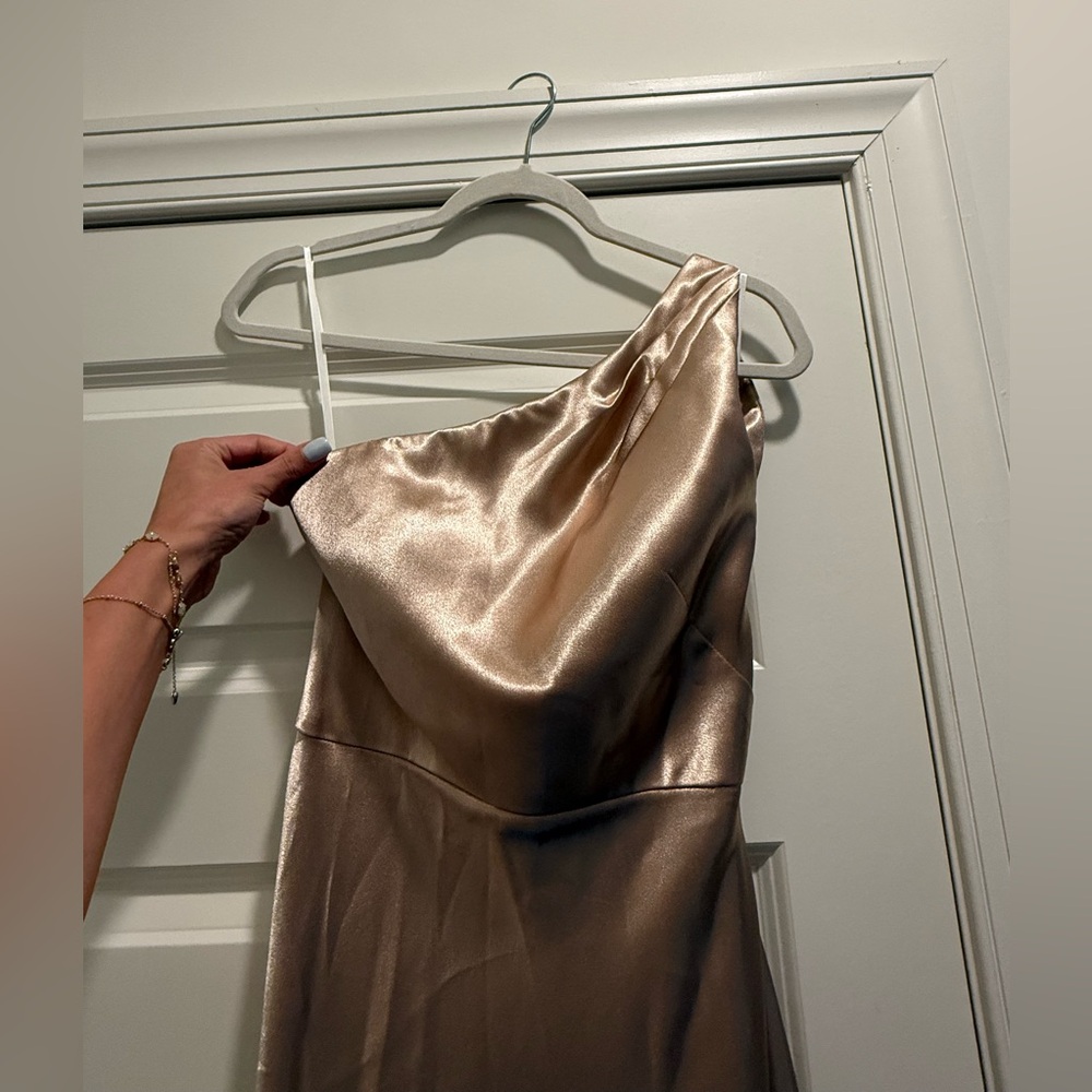 Jenny Yoo One Shoulder Satin gold Gown elegant formal Size 6 - Picture 4 of 8